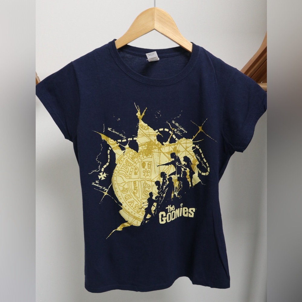 Loot Crate The Goonies Graphic Tee (Limited Edition)